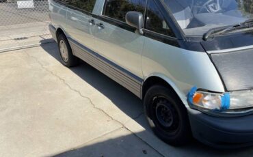 Toyota-previa-1994-silver