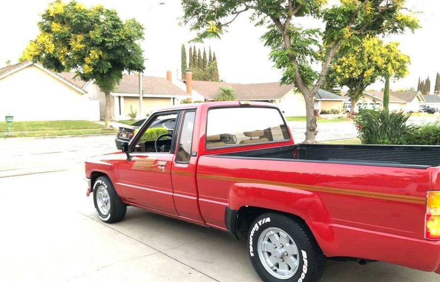 Toyota-sr5-1986