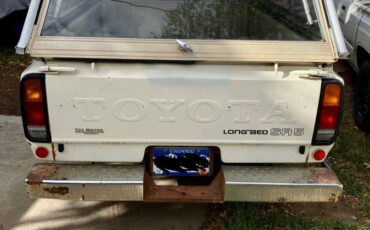 Toyota-sr5-pickup-longbed-1978-white-3