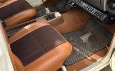 Toyota-sr5-pickup-longbed-1978-white-7
