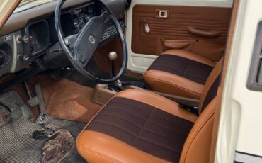 Toyota-sr5-pickup-longbed-1978-white-8