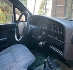 Toyota-sr5-truck-1993-blue-1