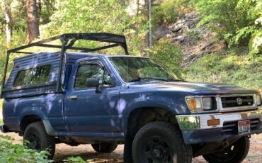 Toyota-sr5-truck-1993-blue