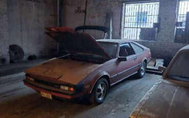 Toyota-supra-1982-1