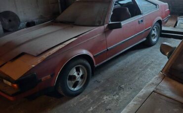 Toyota-supra-1982-3