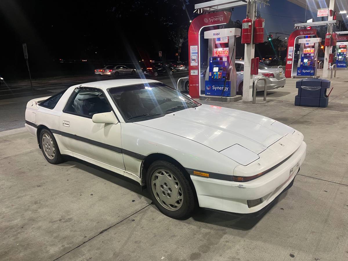 Toyota-supra-1987-white-1