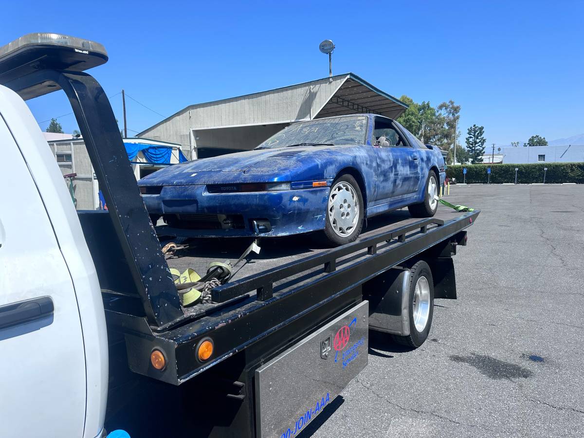 Toyota-supra-1990-blue-1