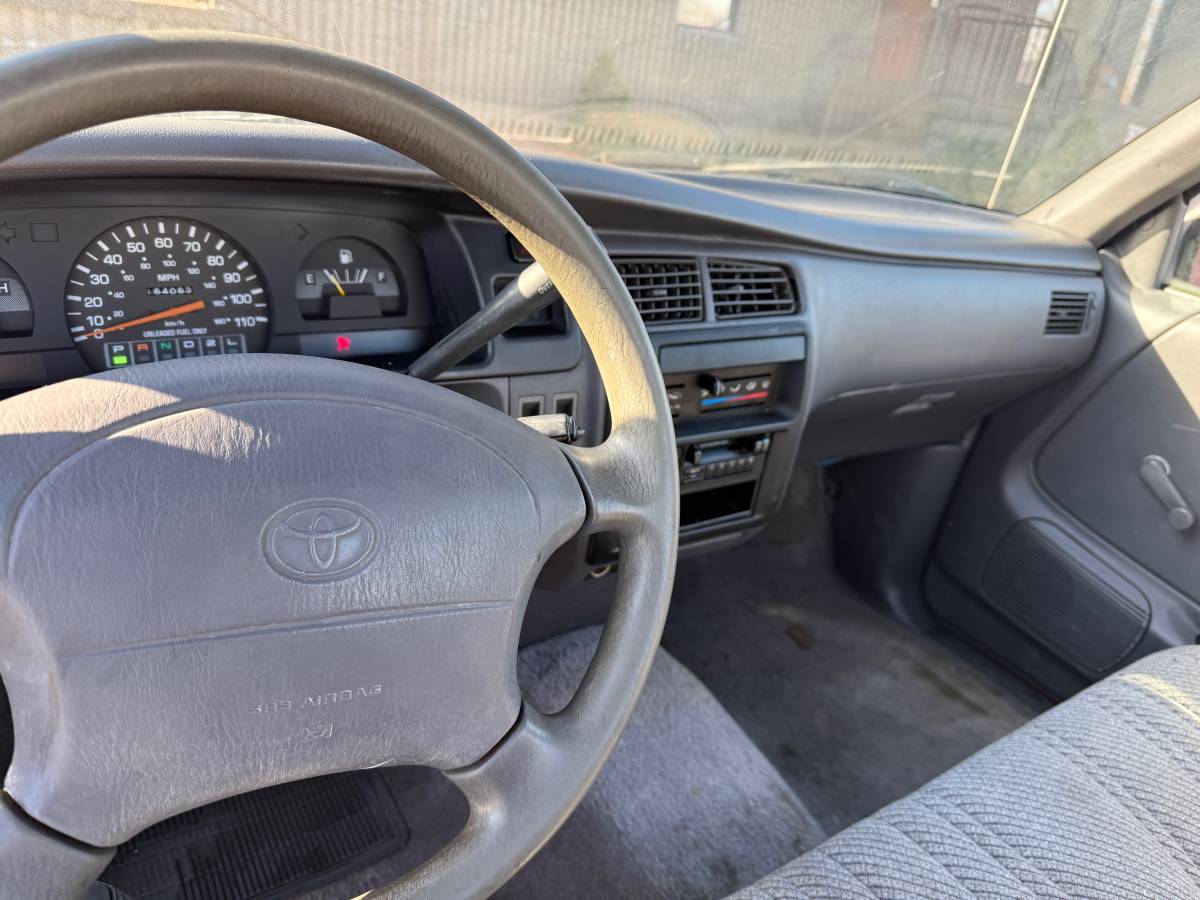 Toyota-t100-1992-red-5