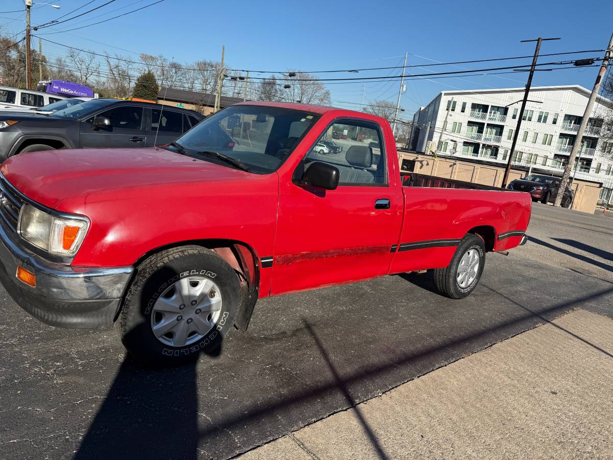 Toyota-t100-1992-red-7