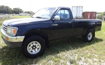 Toyota-t100-4x4-1993-black-10