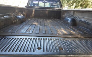 Toyota-t100-4x4-1993-black-11