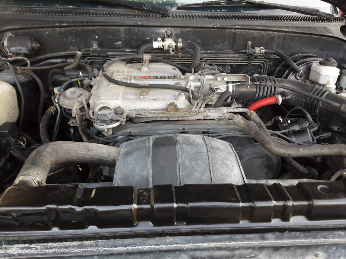 Toyota-t100-4x4-1993-black-12