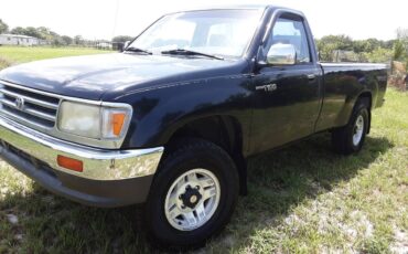 Toyota-t100-4x4-1993-black-3