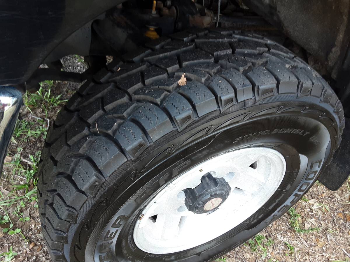 Toyota-t100-4x4-1993-black-4