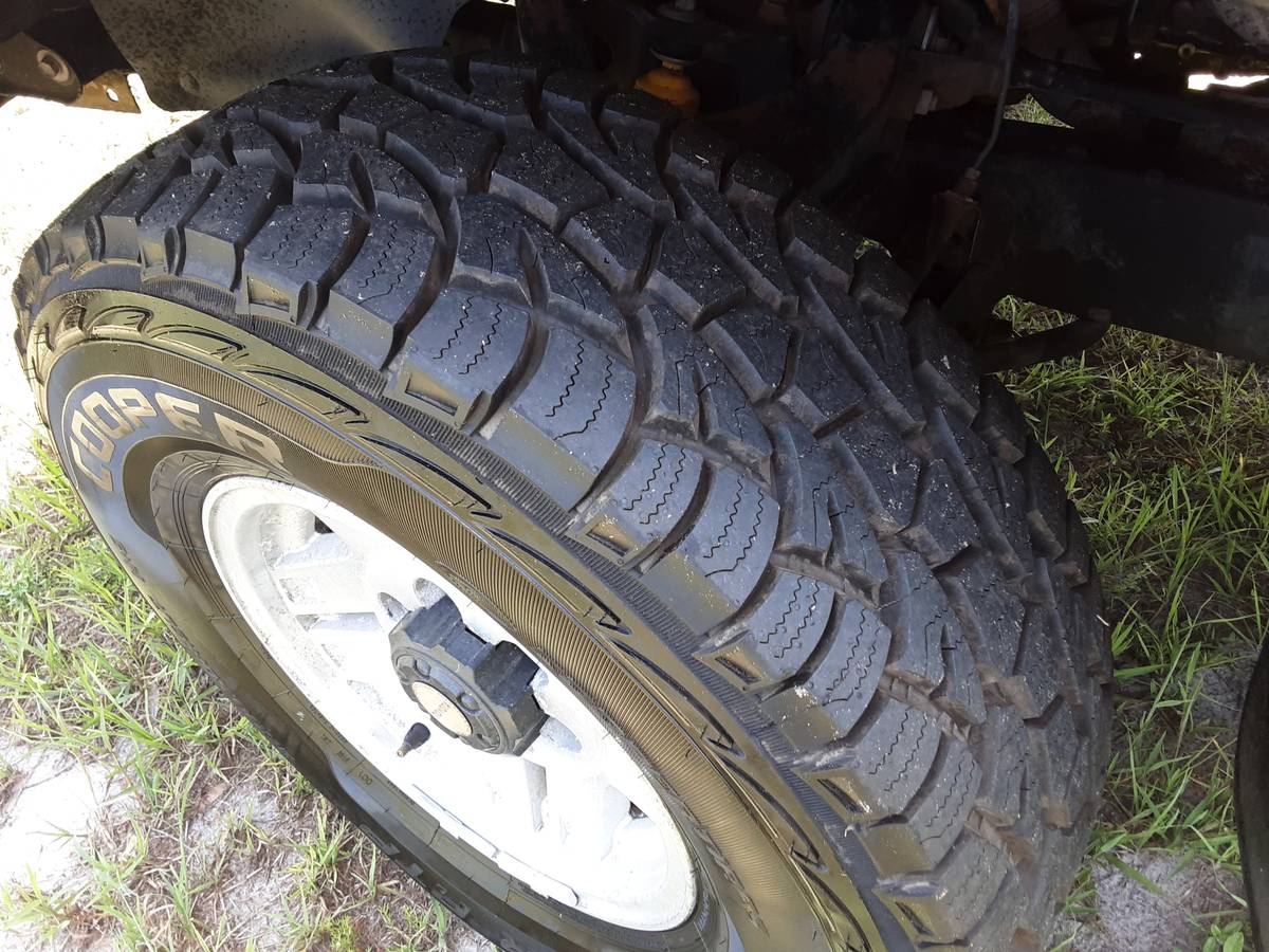Toyota-t100-4x4-1993-black-7