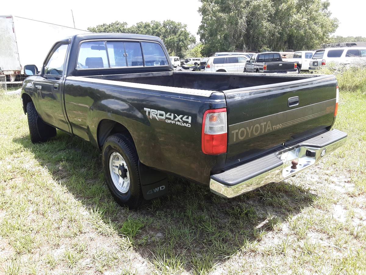 Toyota-t100-4x4-1993-black-9