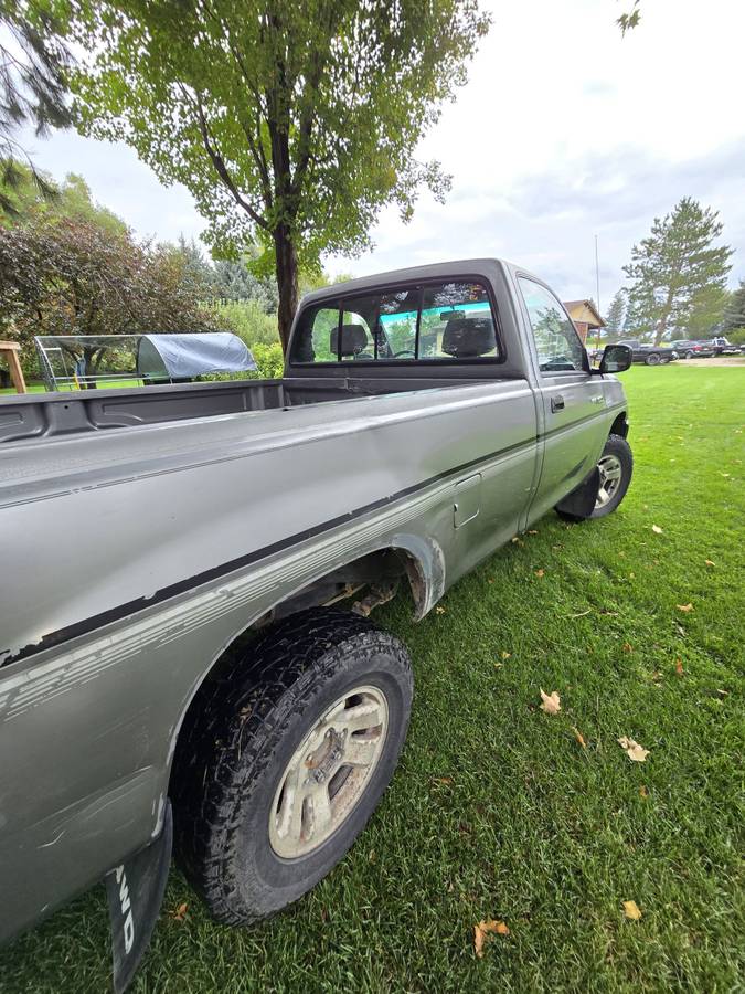 Toyota-t100-4x4-1993-grey-14
