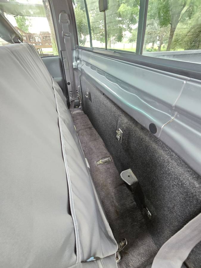 Toyota-t100-4x4-1993-grey-4