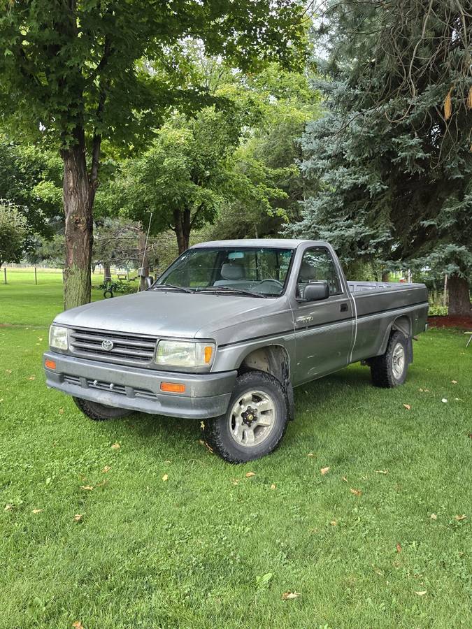 Toyota-t100-4x4-1993-grey-6