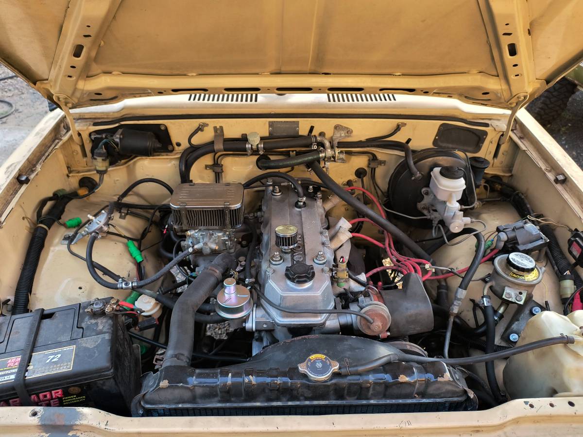 Toyota-tacoma-1981-9