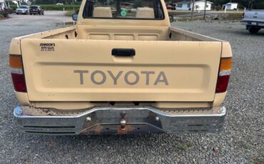 Toyota-tacoma-1989-yellow-11