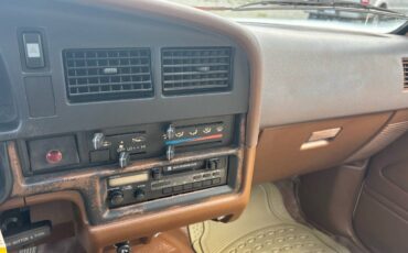 Toyota-tacoma-1989-yellow-7