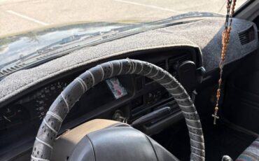 Toyota-tacoma-1991-black-8