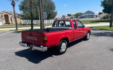 Toyota-tacoma-1992-red-13