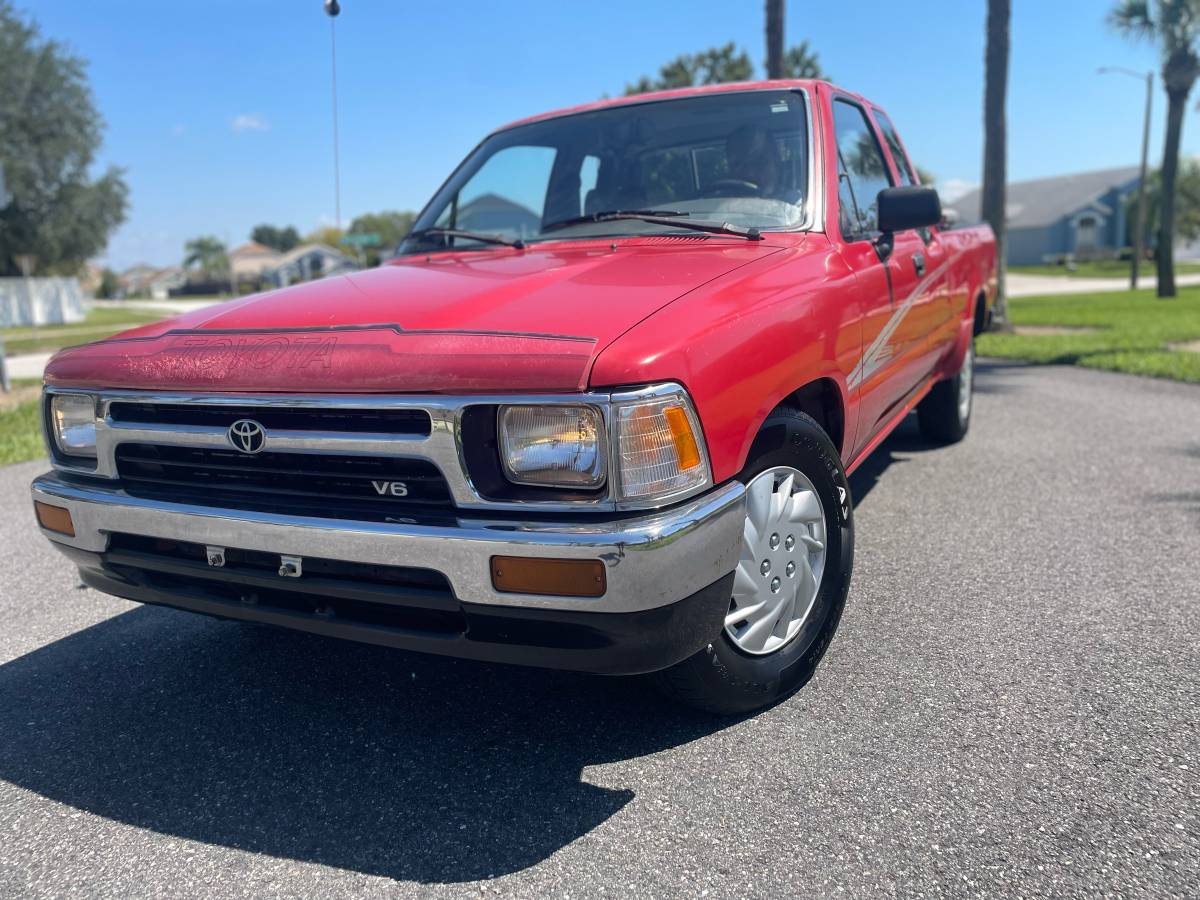 Toyota-tacoma-1992-red-14
