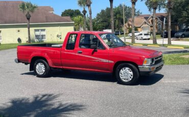 Toyota-tacoma-1992-red