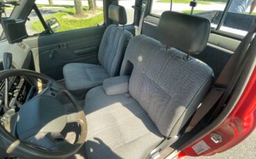 Toyota-tacoma-1992-red-5