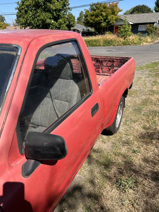 Toyota-tacoma-1993-red-4