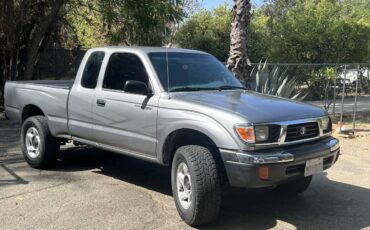 Toyota-tacoma-1995-1