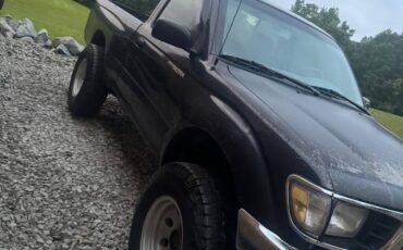 Toyota-tacoma-1995-1