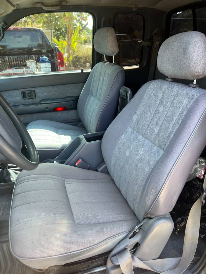 Toyota-tacoma-1995-7