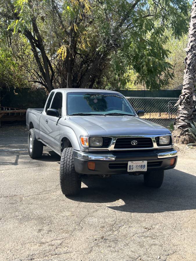 Toyota-tacoma-1995-9