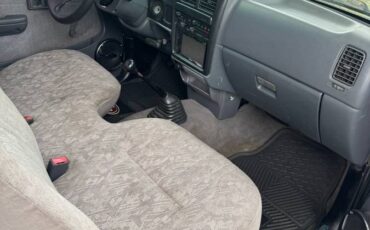 Toyota-tacoma-2wd-1995-grey-2