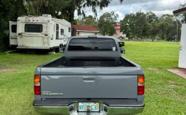 Toyota-tacoma-2wd-1995-grey-6