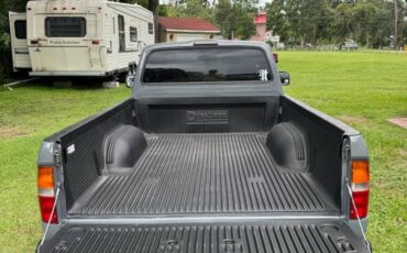 Toyota-tacoma-2wd-1995-grey-7