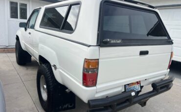 Toyota-tacoma-4wd-1987-12