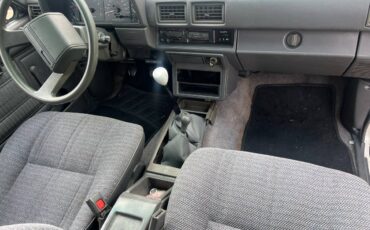 Toyota-tacoma-4wd-1987-6