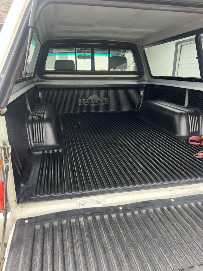 Toyota-tacoma-4wd-1987-7