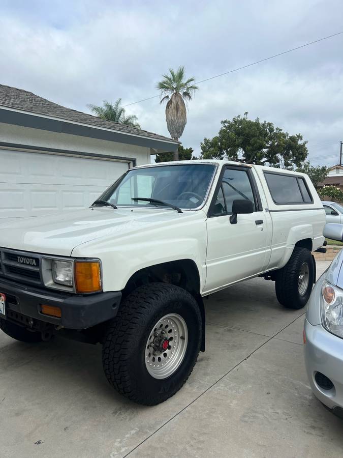 Toyota-tacoma-4wd-1987