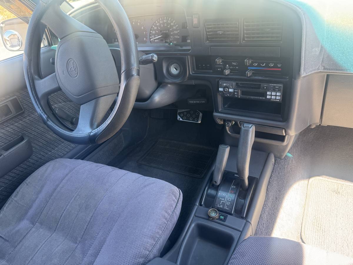 Toyota-tacoma-double-cab-1992-8