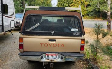 Toyota-tacoma-king-cab-4x4-1995-brown-1