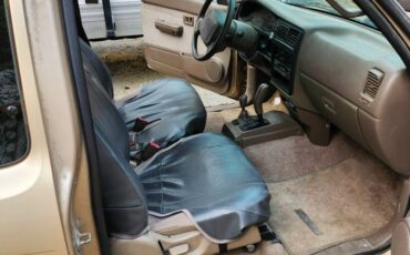 Toyota-tacoma-king-cab-4x4-1995-brown-6