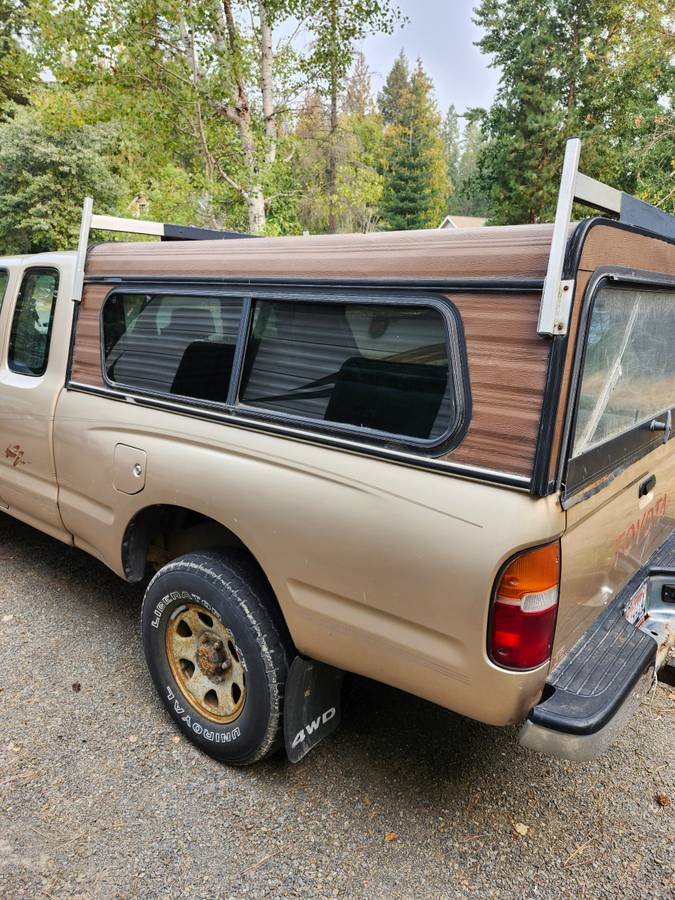 Toyota-tacoma-king-cab-4x4-1995-brown-9