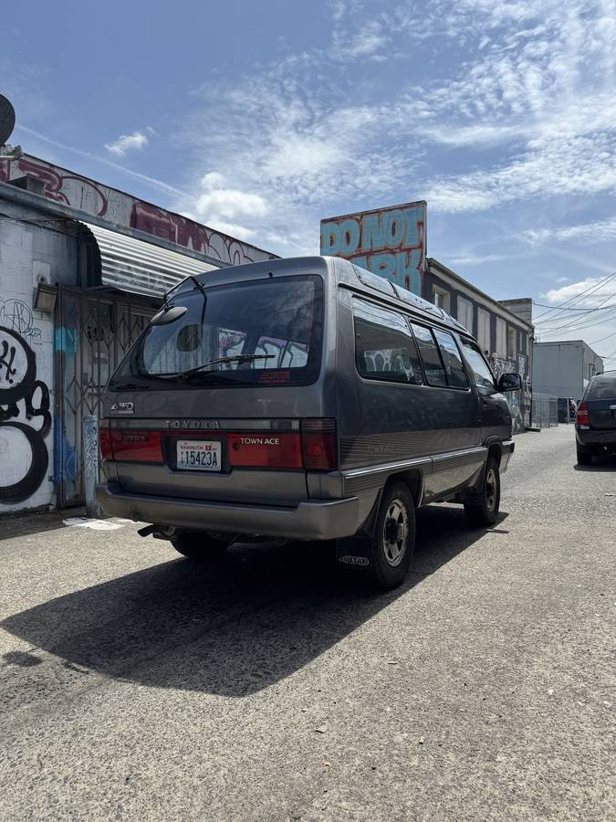 Toyota-townace-diesel-1991-2
