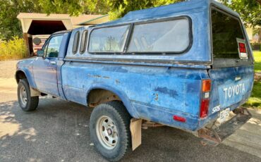 Toyota-truck-1983