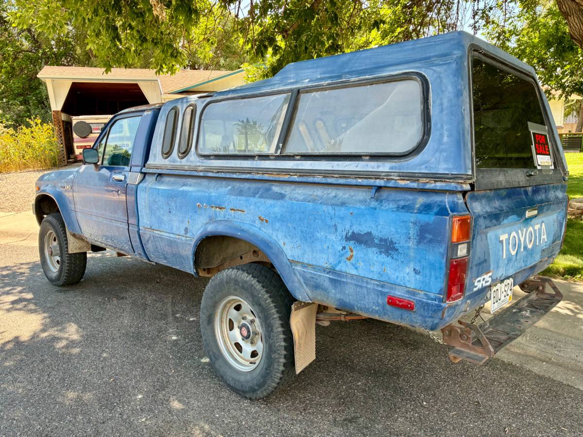 Toyota-truck-1983